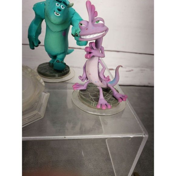 Disney Infinity Lot Of 7 THE INCREDIBLES, Monster Inc Sully, Jack Sparrow - Picture 7 of 11